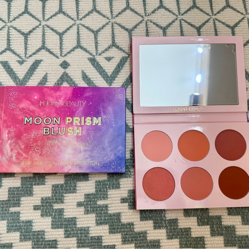Lunar Beauty Moon Prism Blush Palette